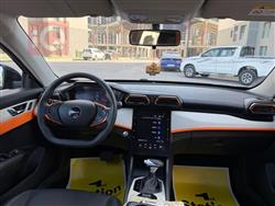 دۆنگ فینگ S30